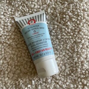 First Aid Beauty ultra repair instant oatmeal mask